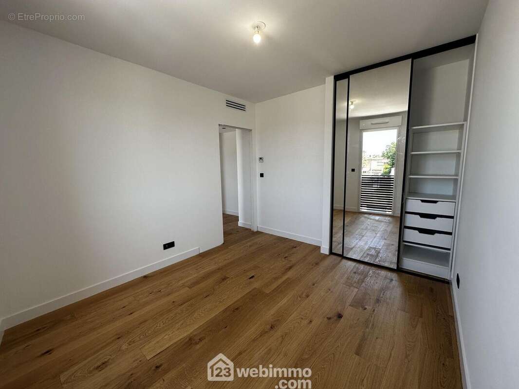 Appartement à CASTRIES