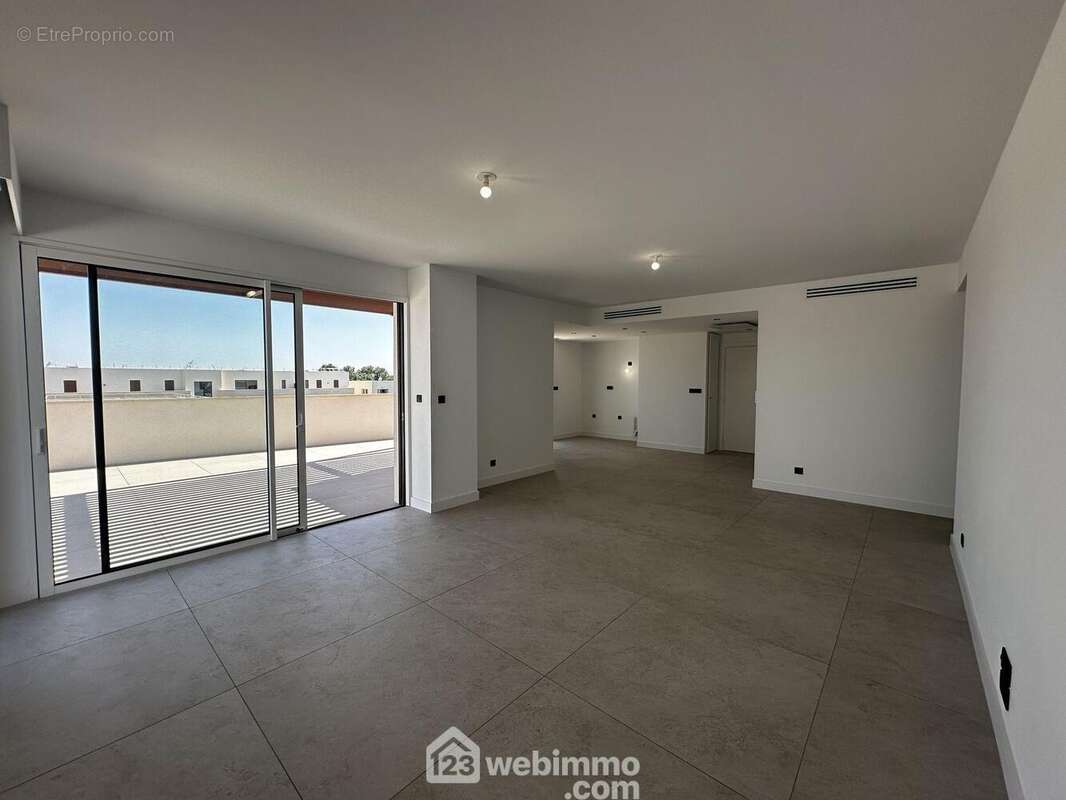 Appartement à CASTRIES