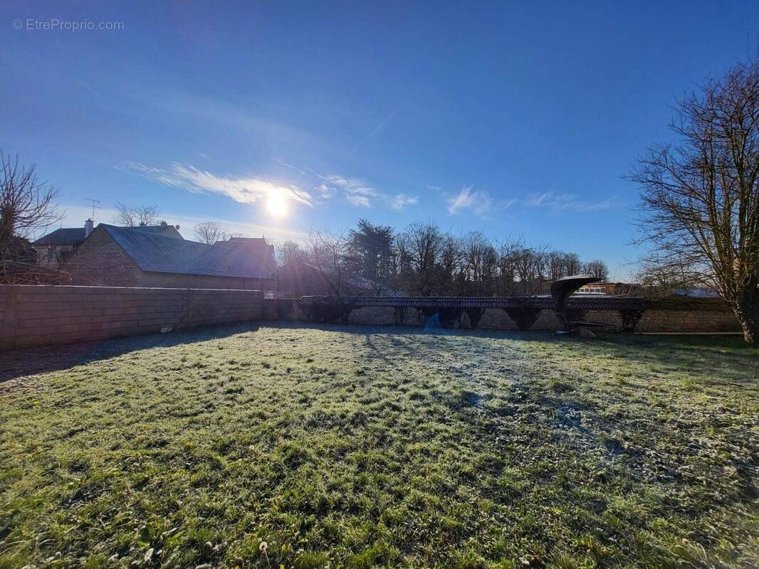 Maison à MALESHERBES