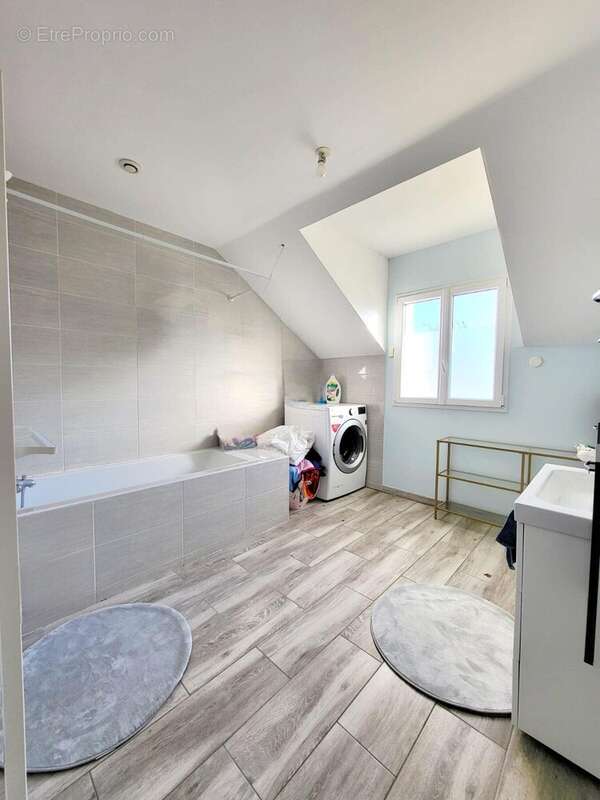 Maison à MALESHERBES