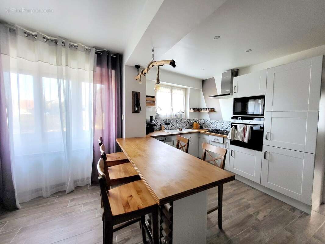 Cuisine Maison - Maison à ETAMPES