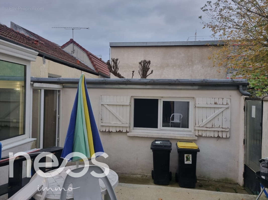 Appartement à SAINT-MAUR-DES-FOSSES