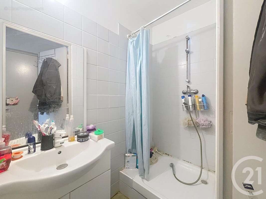 Autre à MONTEREAU-FAULT-YONNE