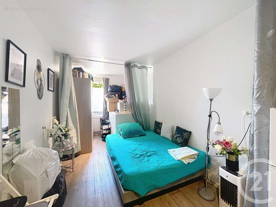 Autre à MONTEREAU-FAULT-YONNE