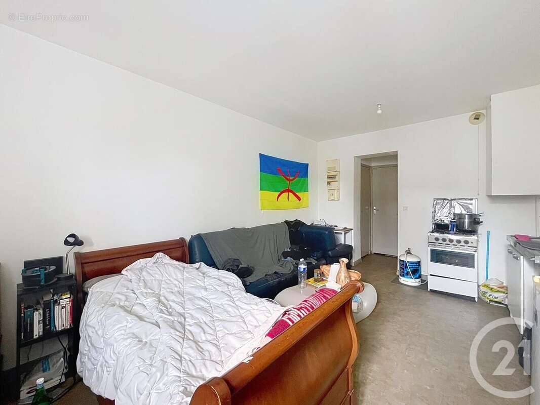 Autre à MONTEREAU-FAULT-YONNE