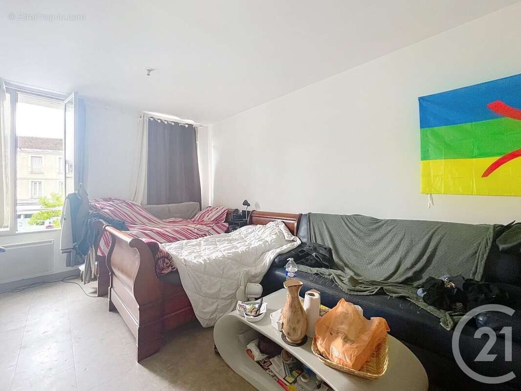 Autre à MONTEREAU-FAULT-YONNE