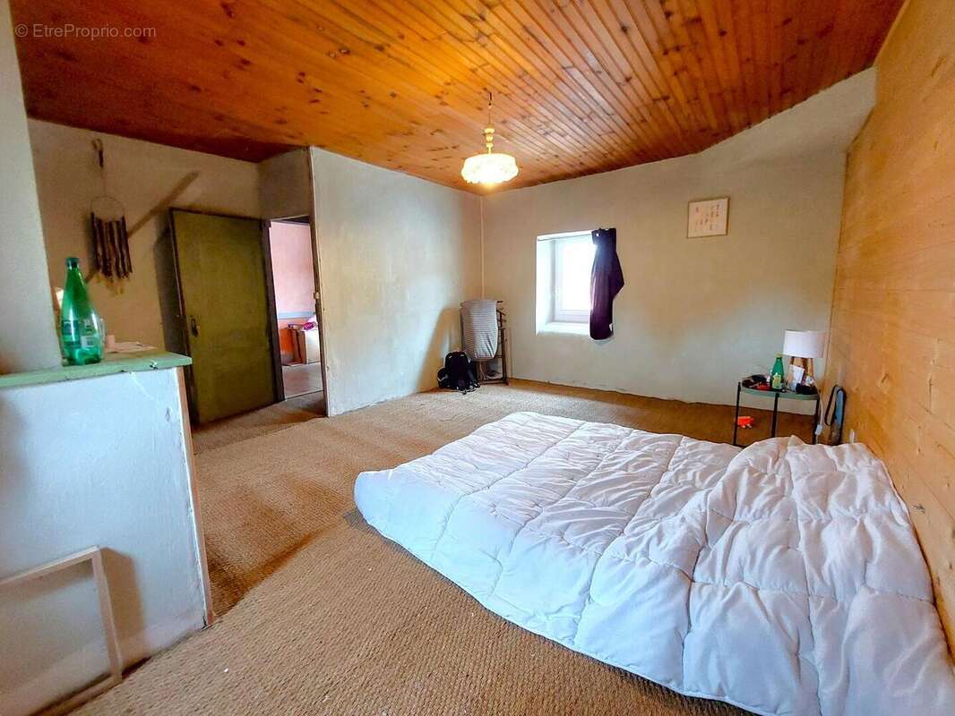 20250703114058 - Maison à SAINT-MARTORY