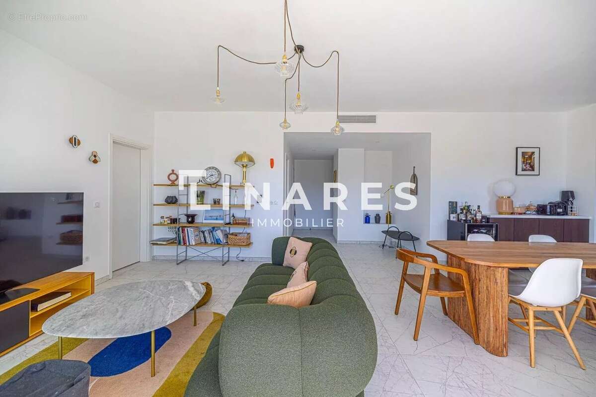 Appartement à MARSEILLE-8E