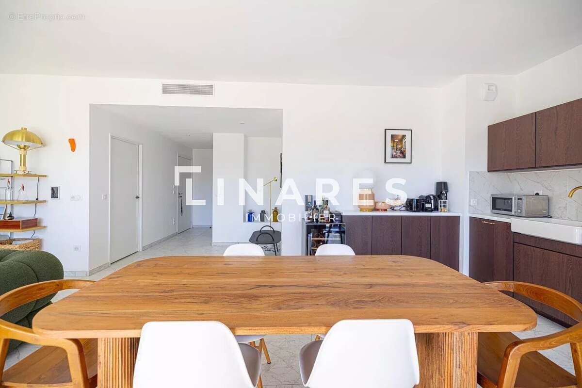 Appartement à MARSEILLE-8E