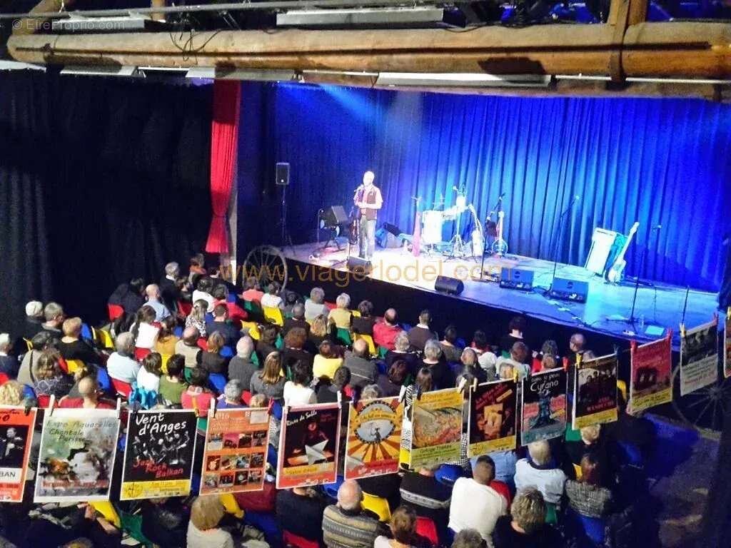 Maison à LACHAUSSEE