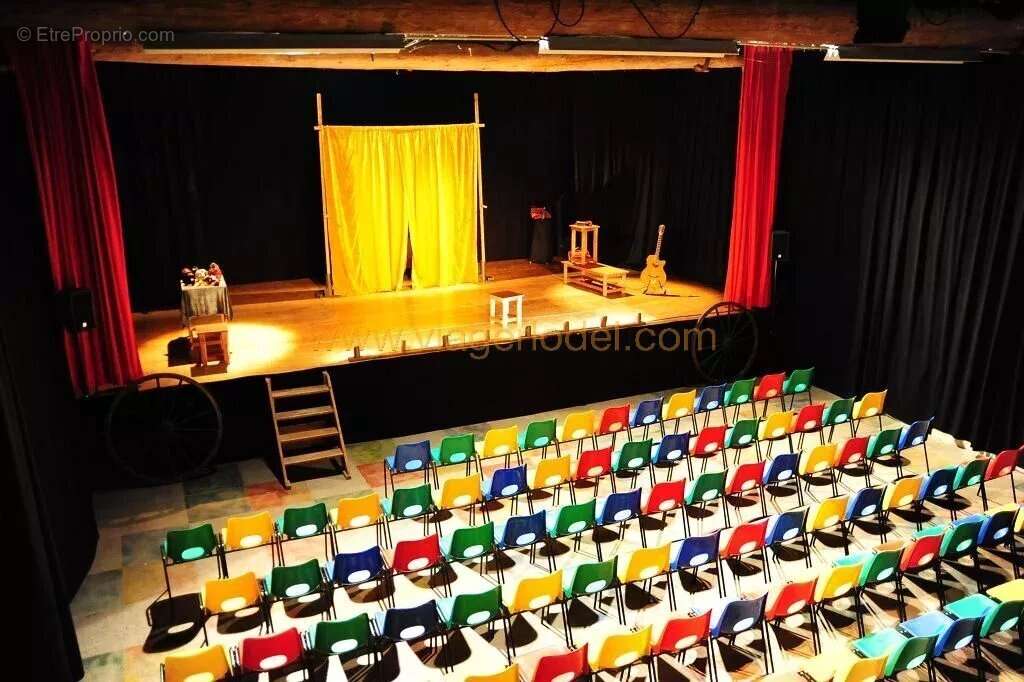 Maison à LACHAUSSEE