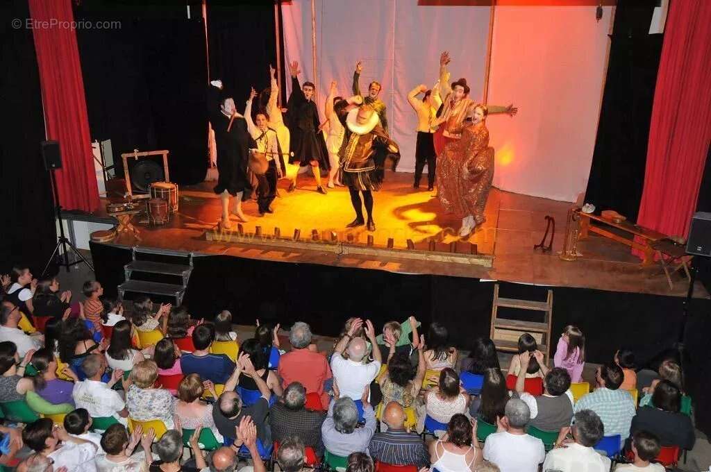 Maison à LACHAUSSEE