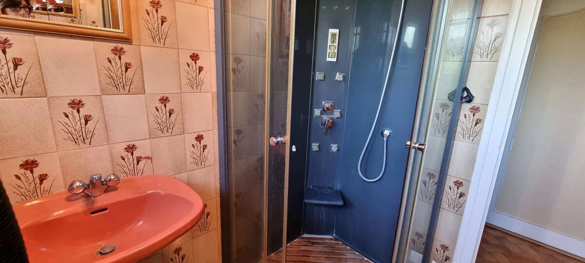 Maison à LAMONZIE-SAINT-MARTIN