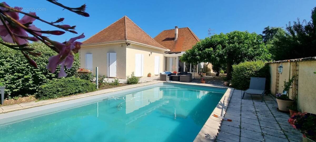 Maison à LAMONZIE-SAINT-MARTIN