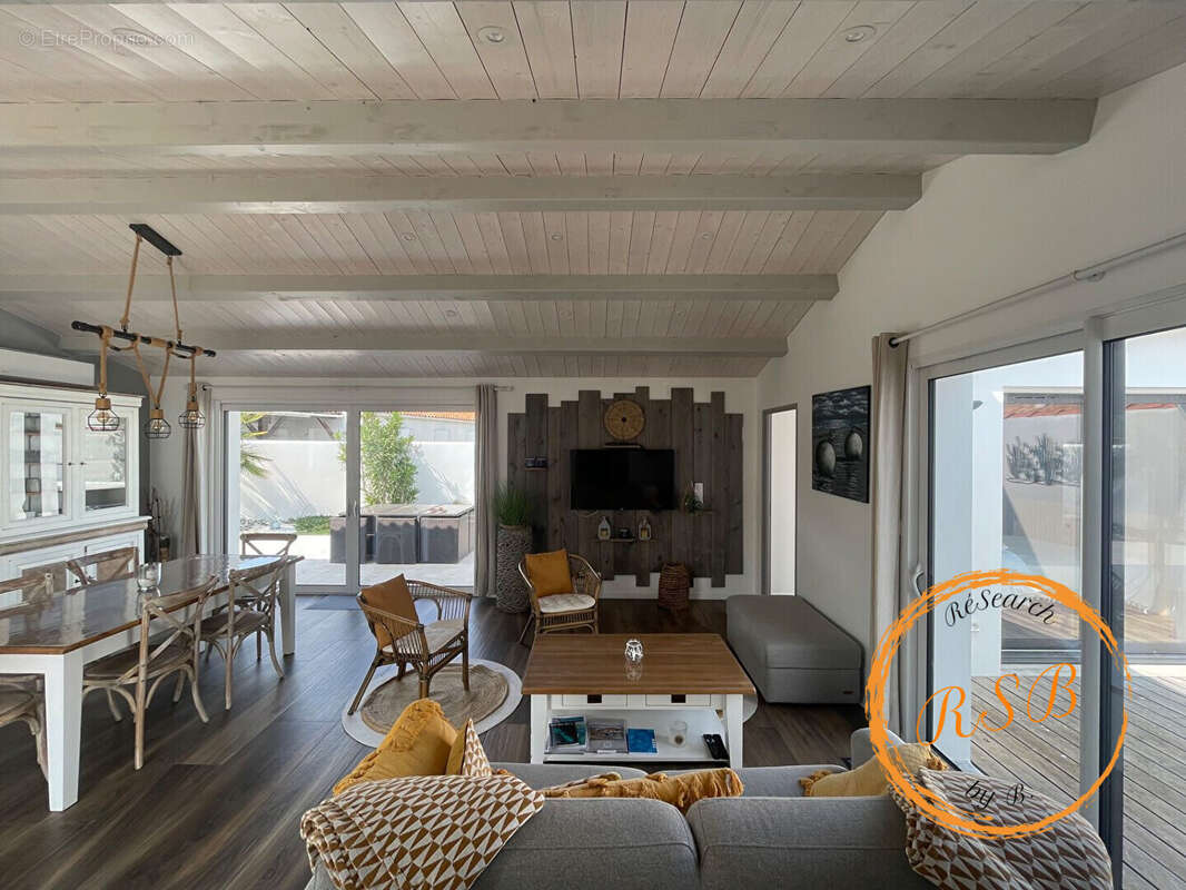 Maison à SAINT-MARTIN-DE-RE