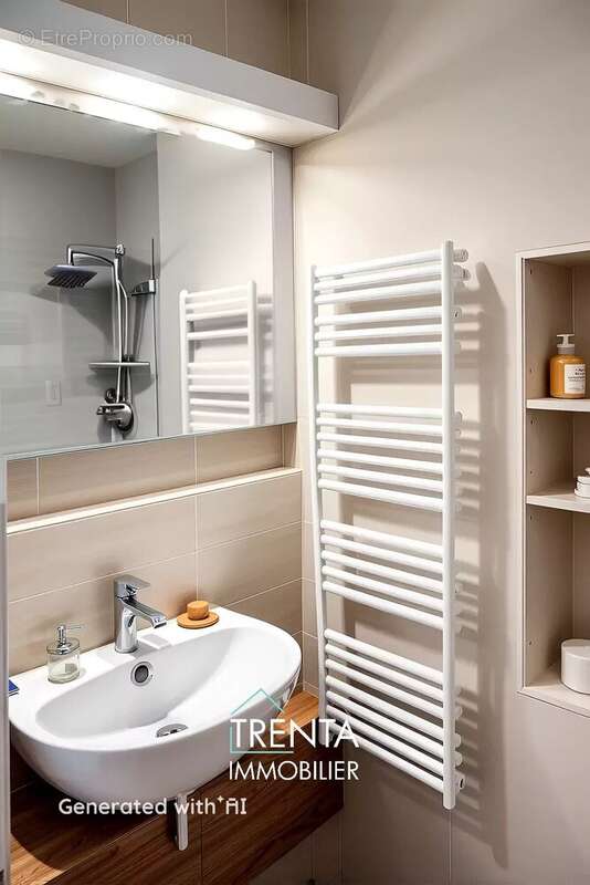 Appartement à RIVES