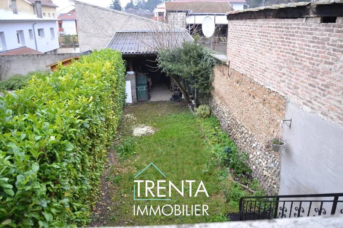 Appartement à RIVES