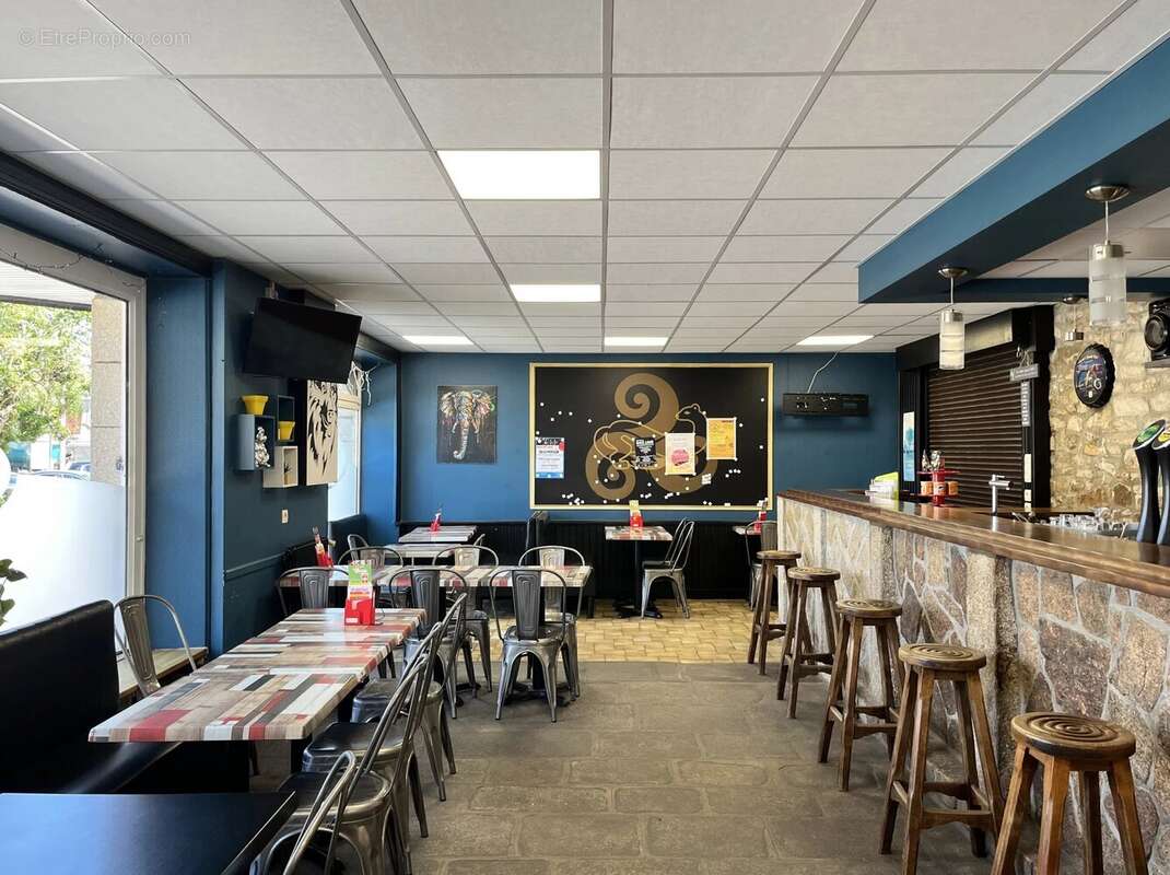 Commerce à QUERRIEN