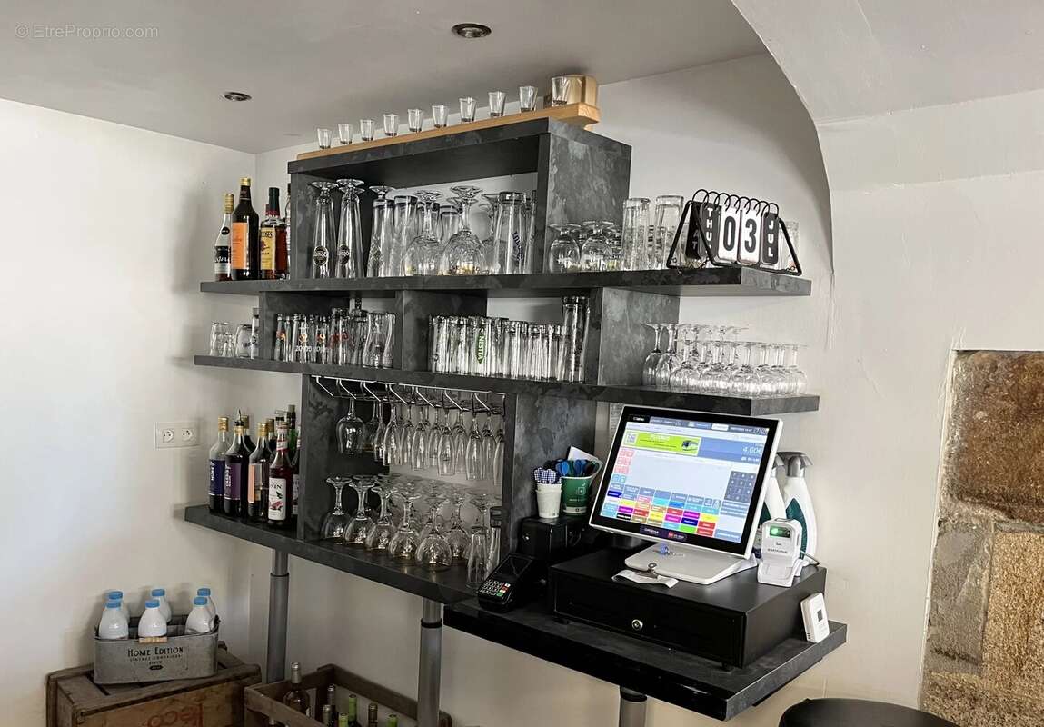 Commerce à QUERRIEN