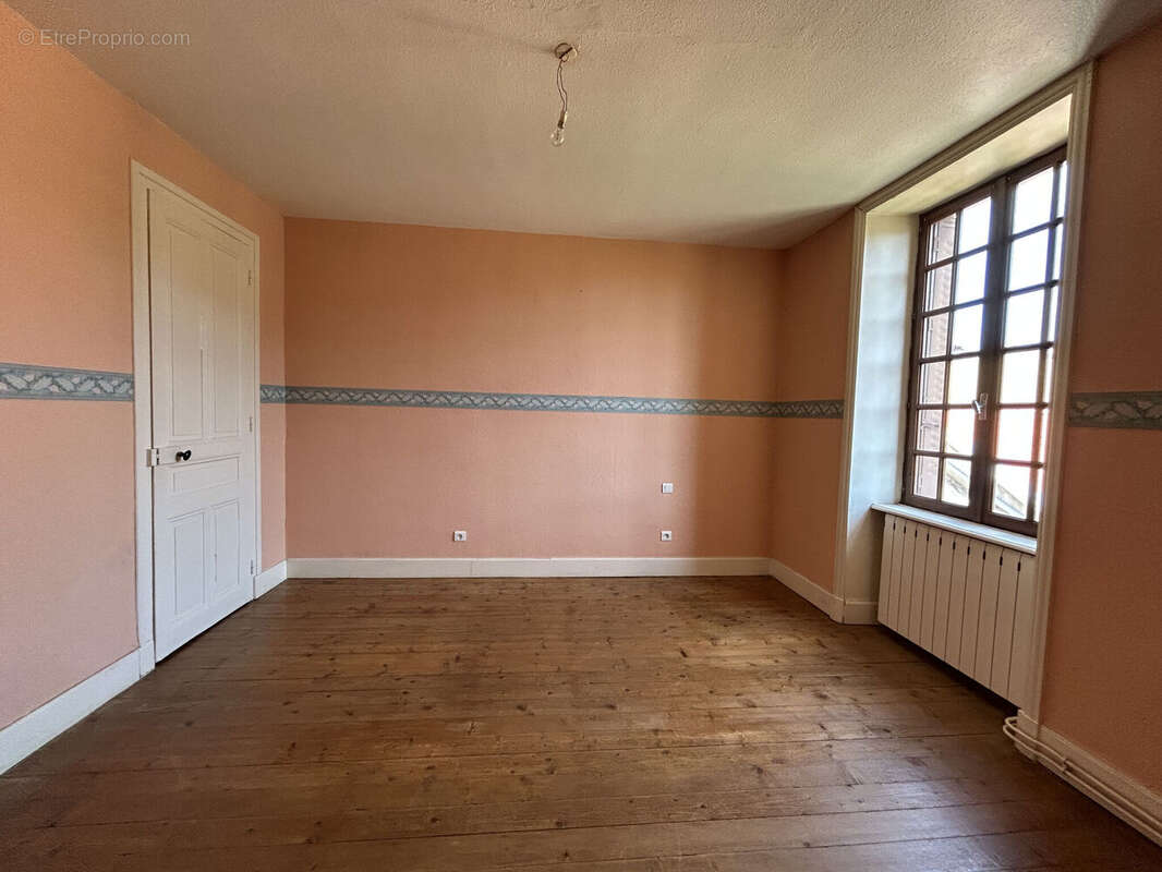 Photo 5 - Maison à BALBIGNY