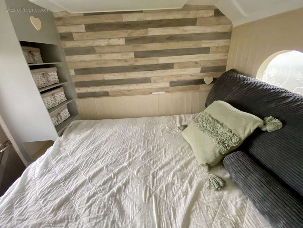 Maison à MAGNAC-LAVAL