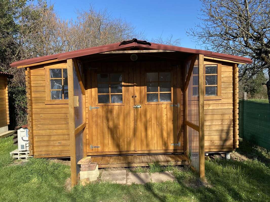 Maison à MAGNAC-LAVAL