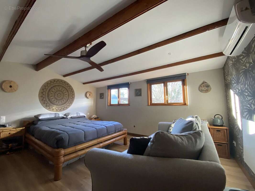 Maison à MAGNAC-LAVAL