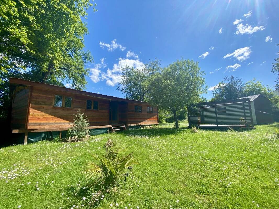 Maison à MAGNAC-LAVAL