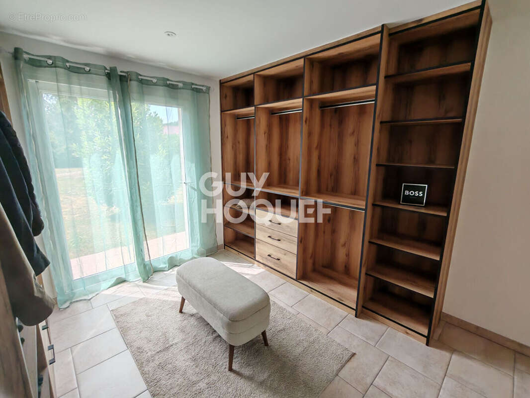 Maison à LA RIVIERE-DE-CORPS