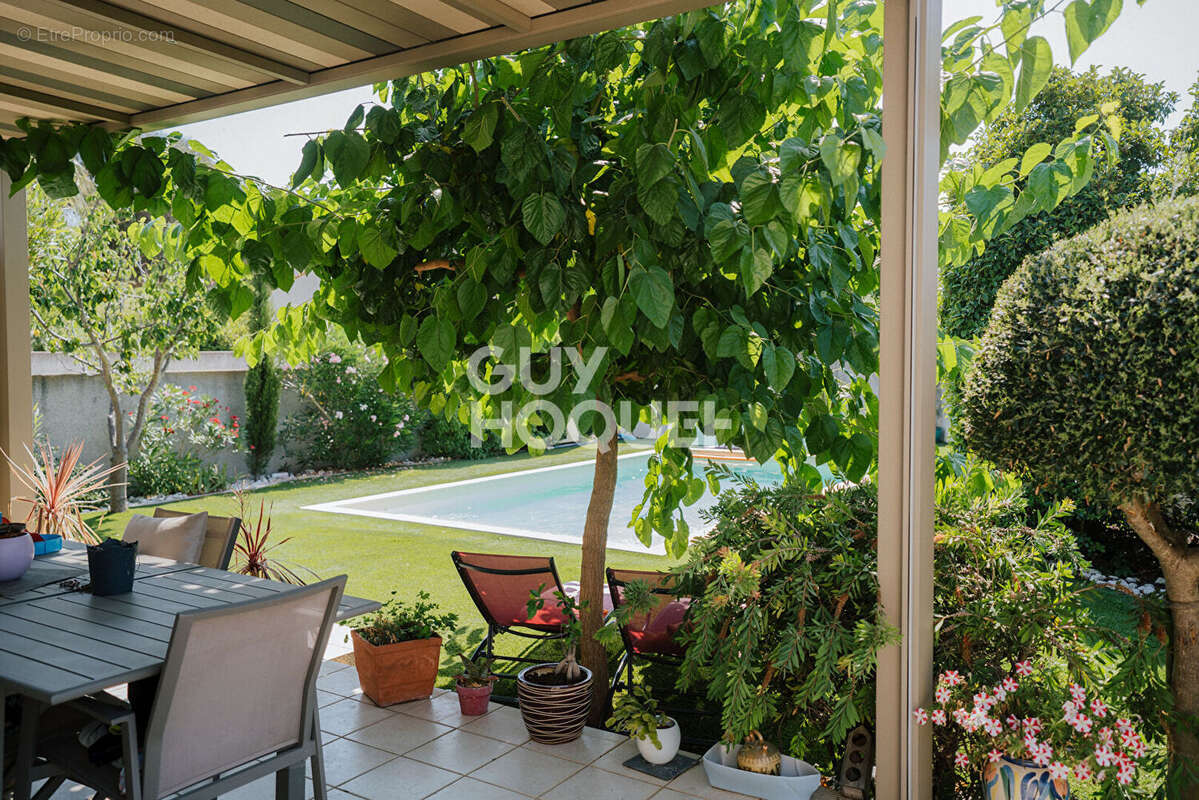 Maison à VILLENEUVE-DE-LA-RAHO