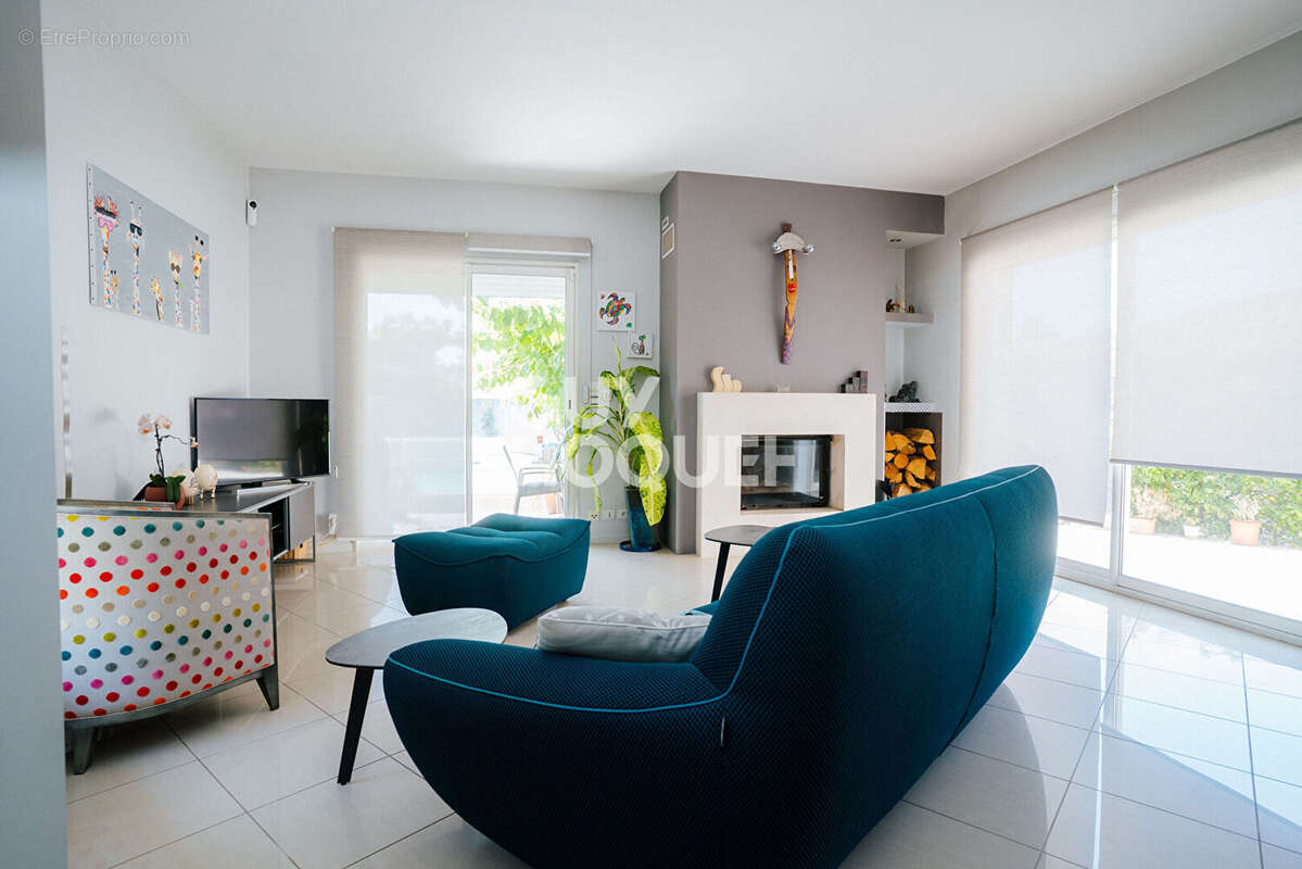 Maison à VILLENEUVE-DE-LA-RAHO