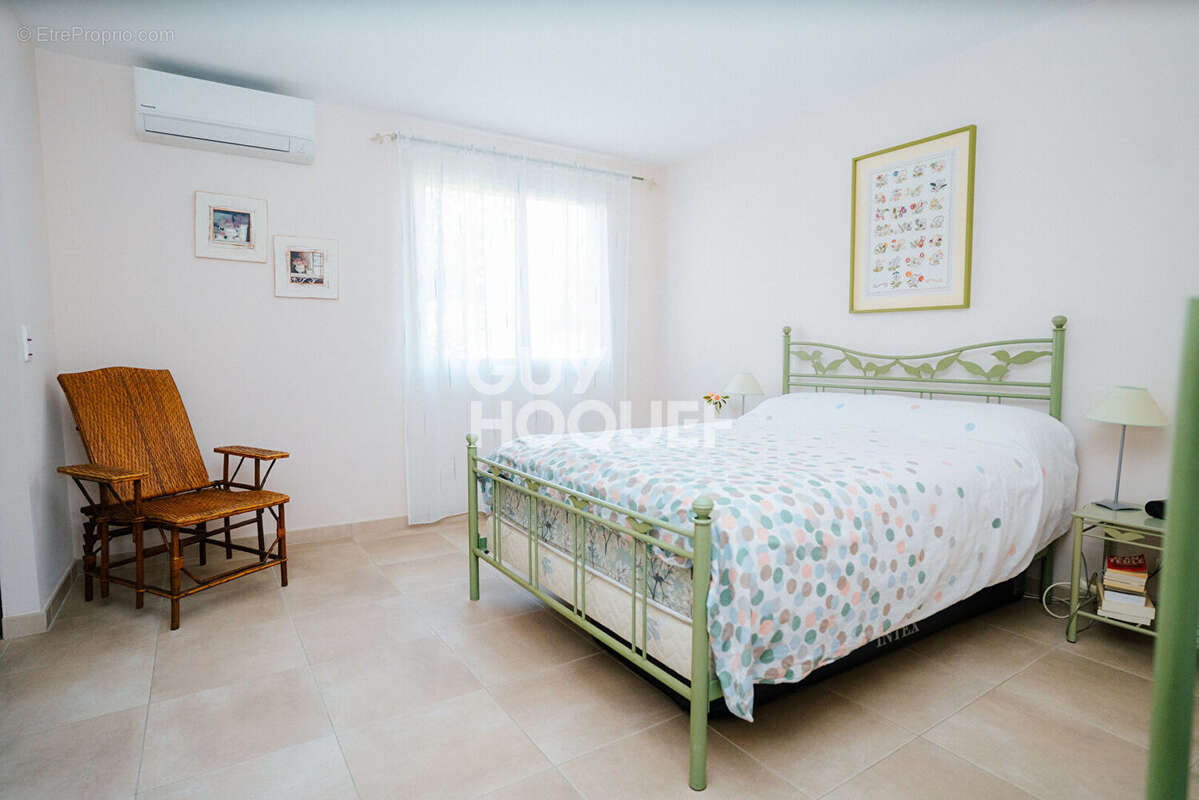 Maison à VILLENEUVE-DE-LA-RAHO