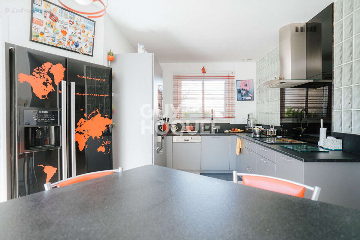 Maison à VILLENEUVE-DE-LA-RAHO