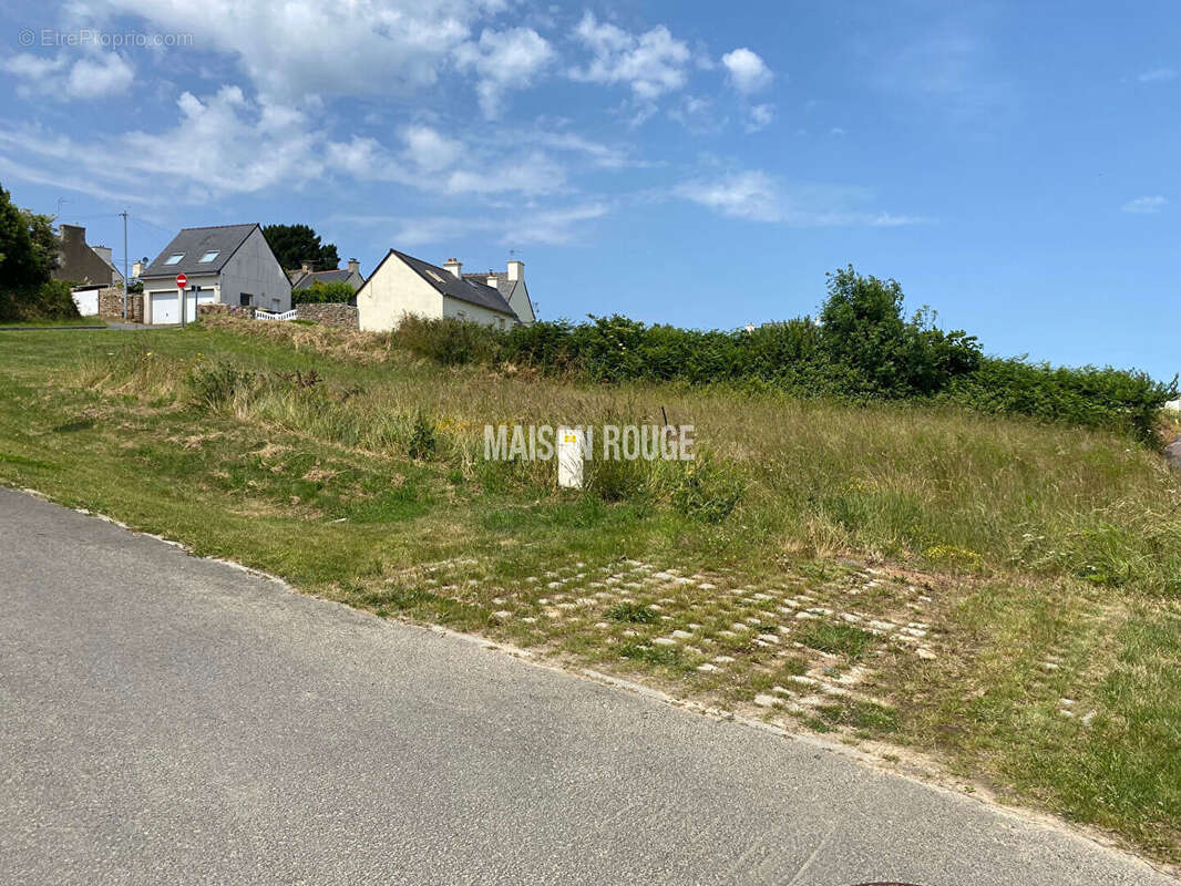Terrain à PLOUBAZLANEC