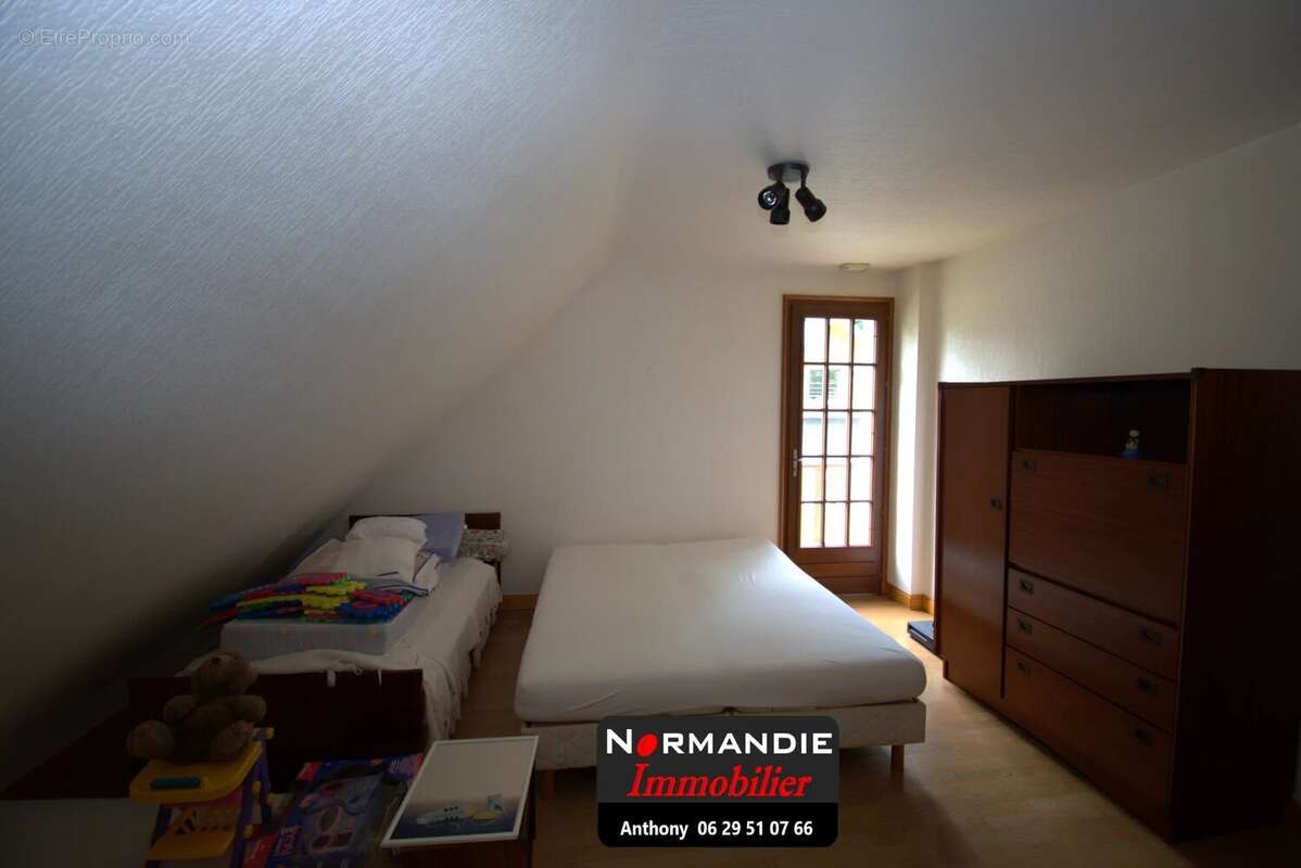 Maison à LILLEBONNE