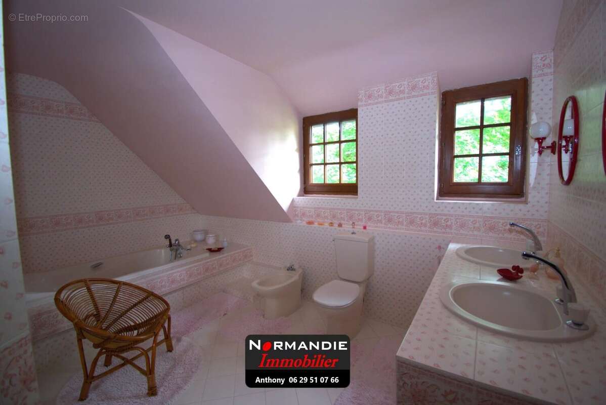 Maison à LILLEBONNE