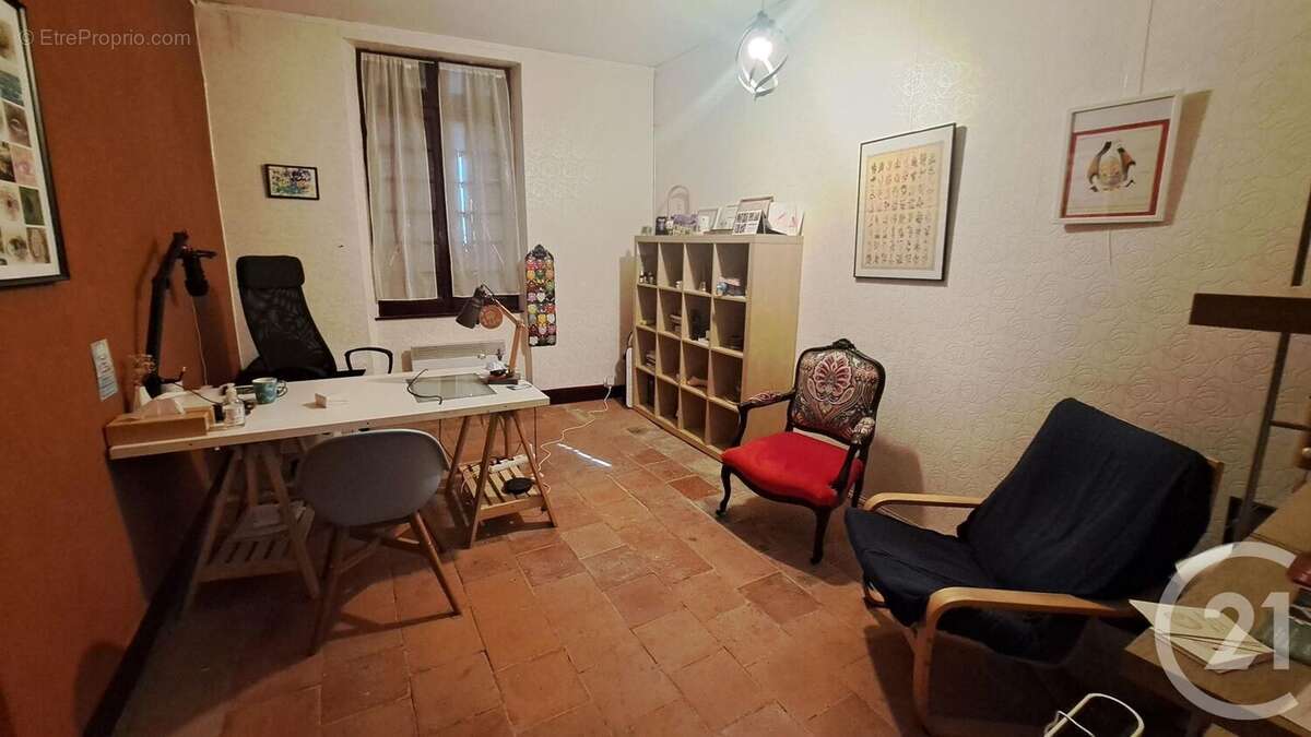 Maison à MONTESQUIEU-VOLVESTRE