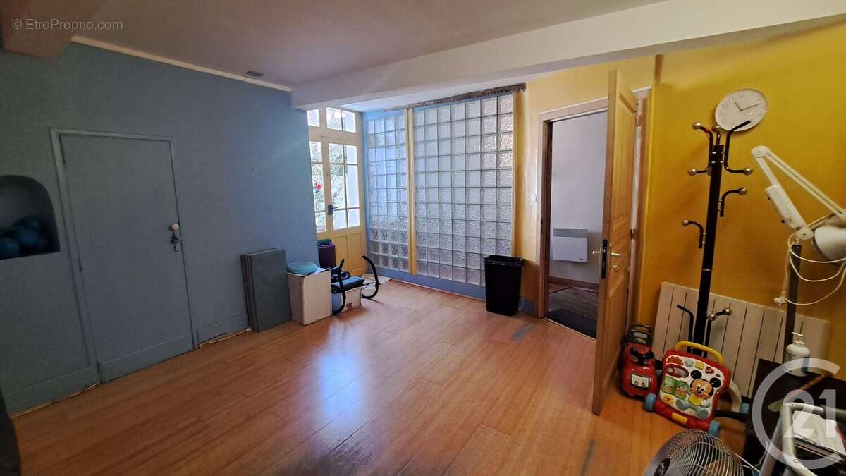 Maison à MONTESQUIEU-VOLVESTRE