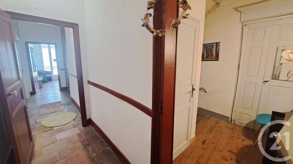 Maison à MONTESQUIEU-VOLVESTRE