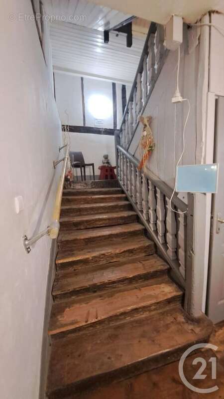 Maison à MONTESQUIEU-VOLVESTRE