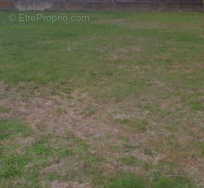 Terrain à SAINT-AIGNAN-GRANDLIEU