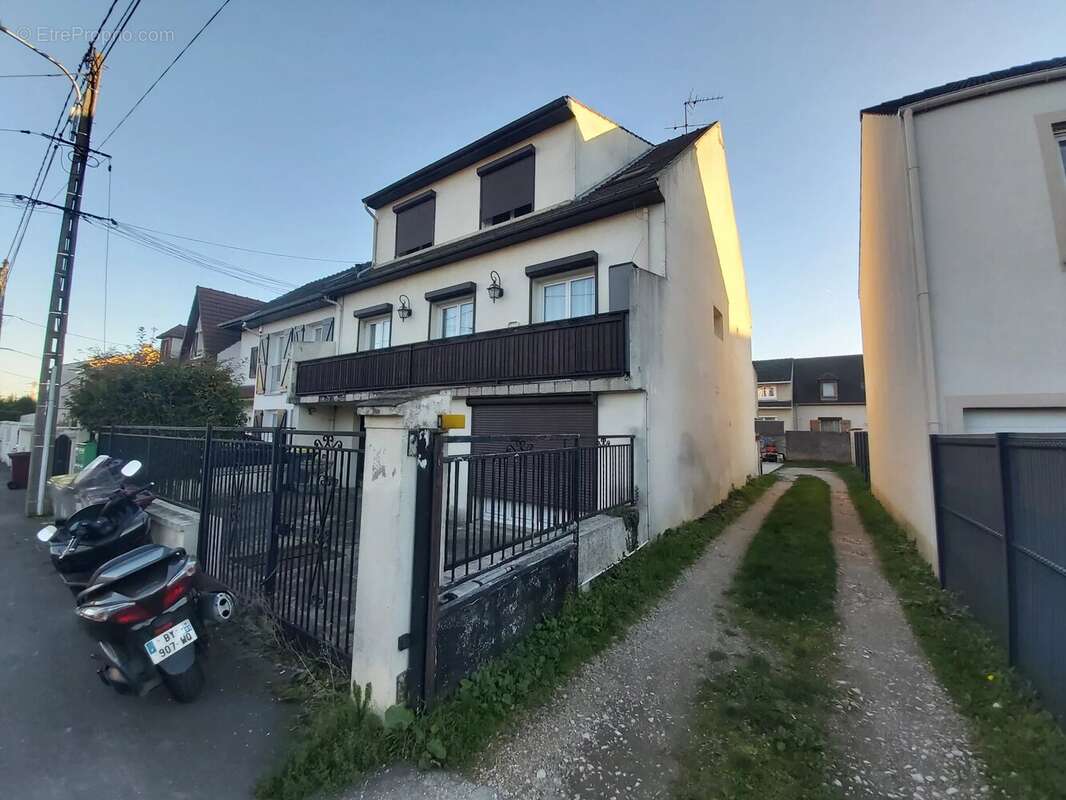 Appartement à CHELLES