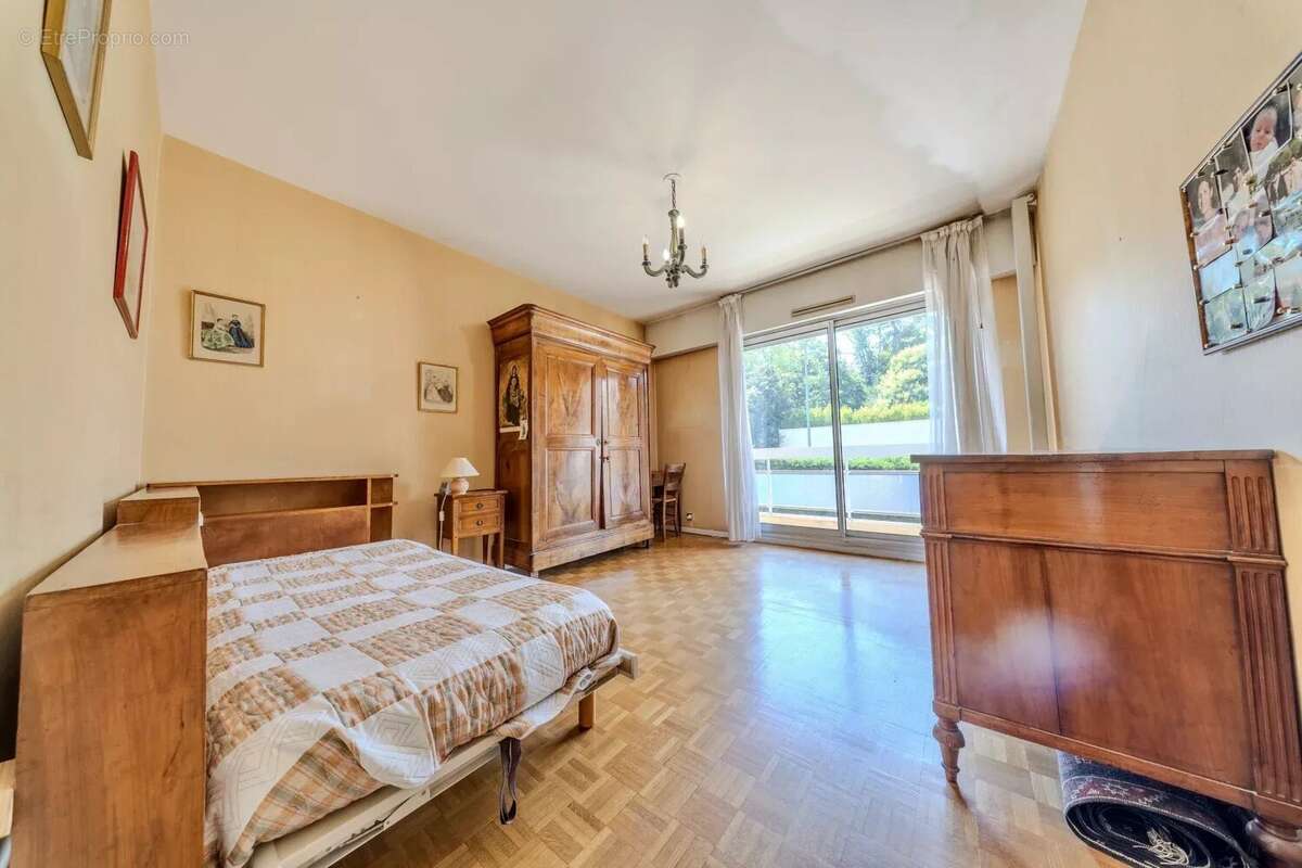 Appartement à SAINTE-FOY-LES-LYON