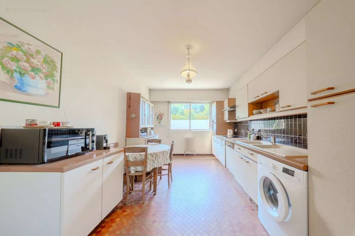 Appartement à SAINTE-FOY-LES-LYON