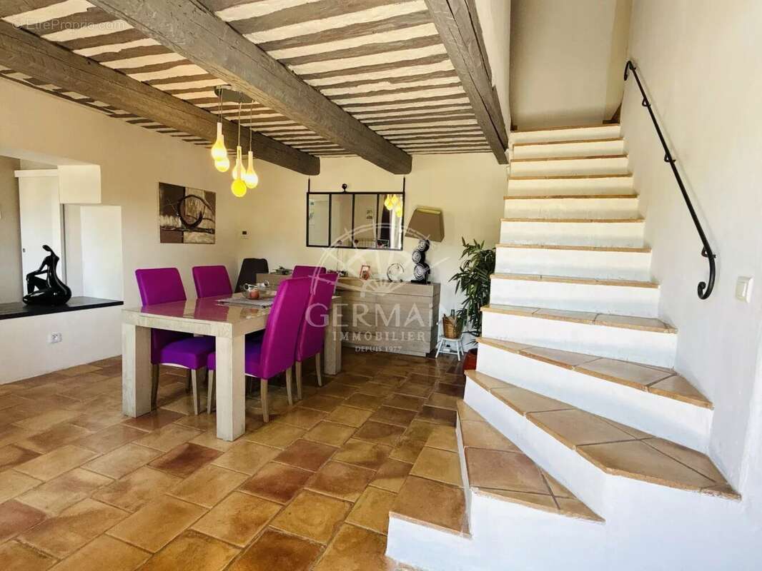 Maison à CAUMONT-SUR-DURANCE