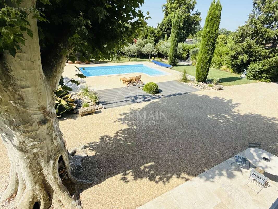 Maison à CAUMONT-SUR-DURANCE