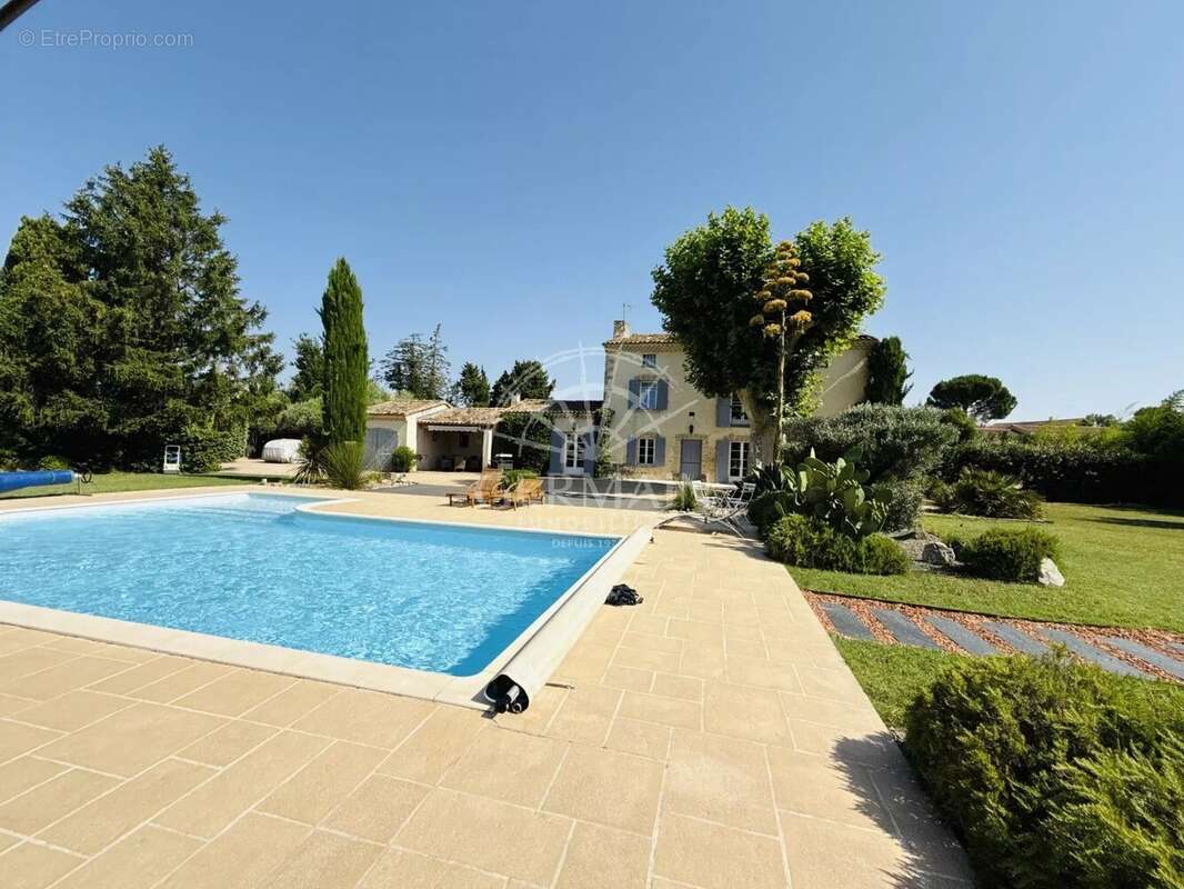 Maison à CAUMONT-SUR-DURANCE