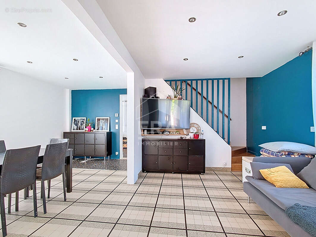 Maison à CHAUMONTEL