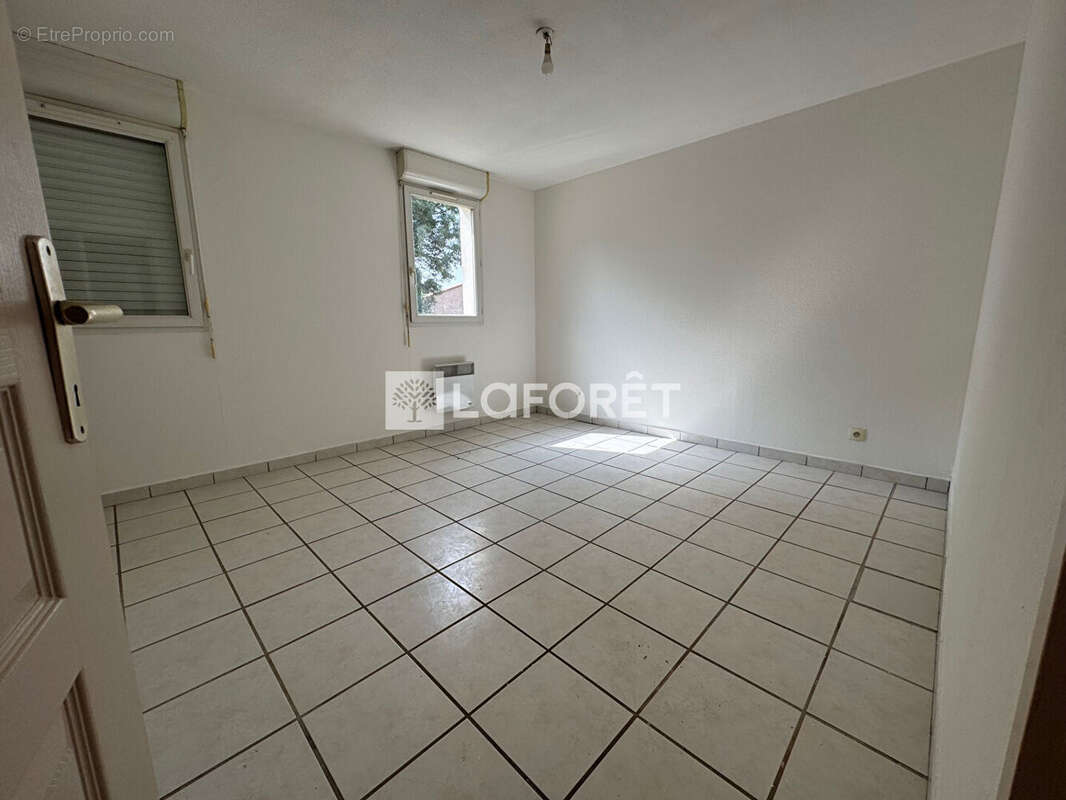 Maison à PEZILLA-LA-RIVIERE