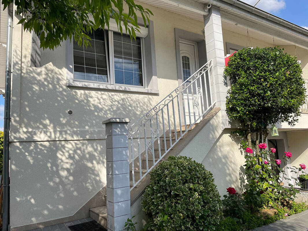 Maison à AULNAY-SOUS-BOIS